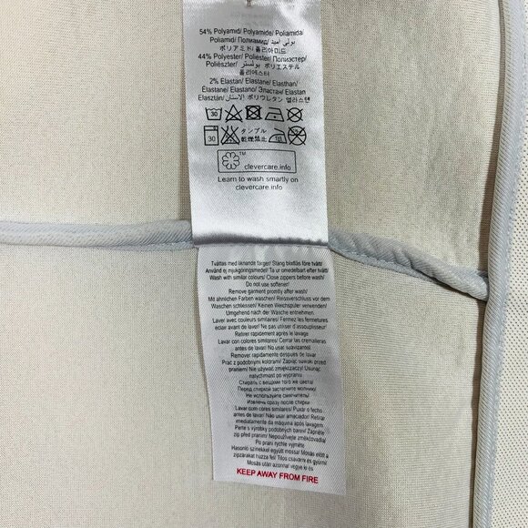 Peak Performance White and Gray Zip Up Sweater - Picture 15 of 16